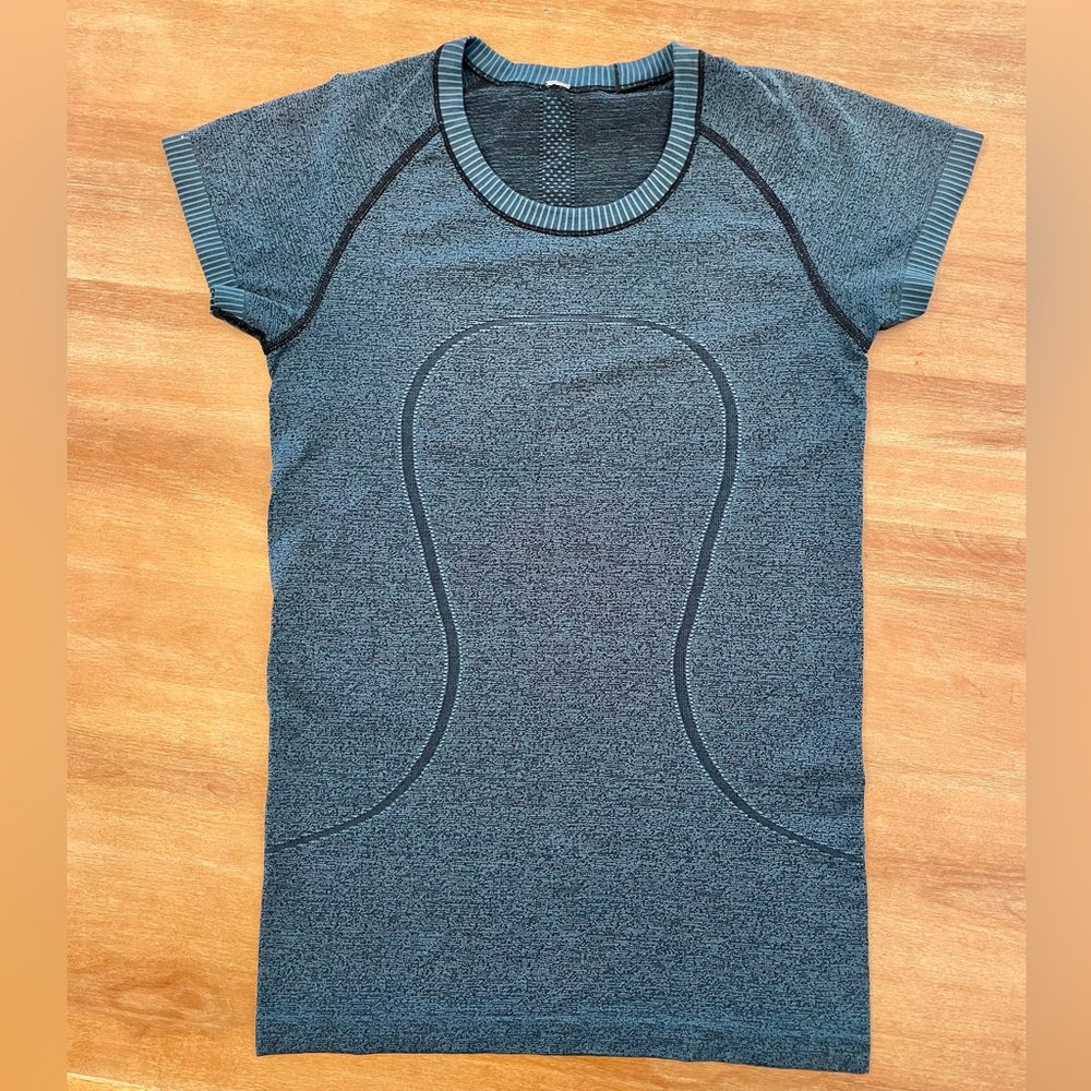 Lululemon Swiftly Tech shirt